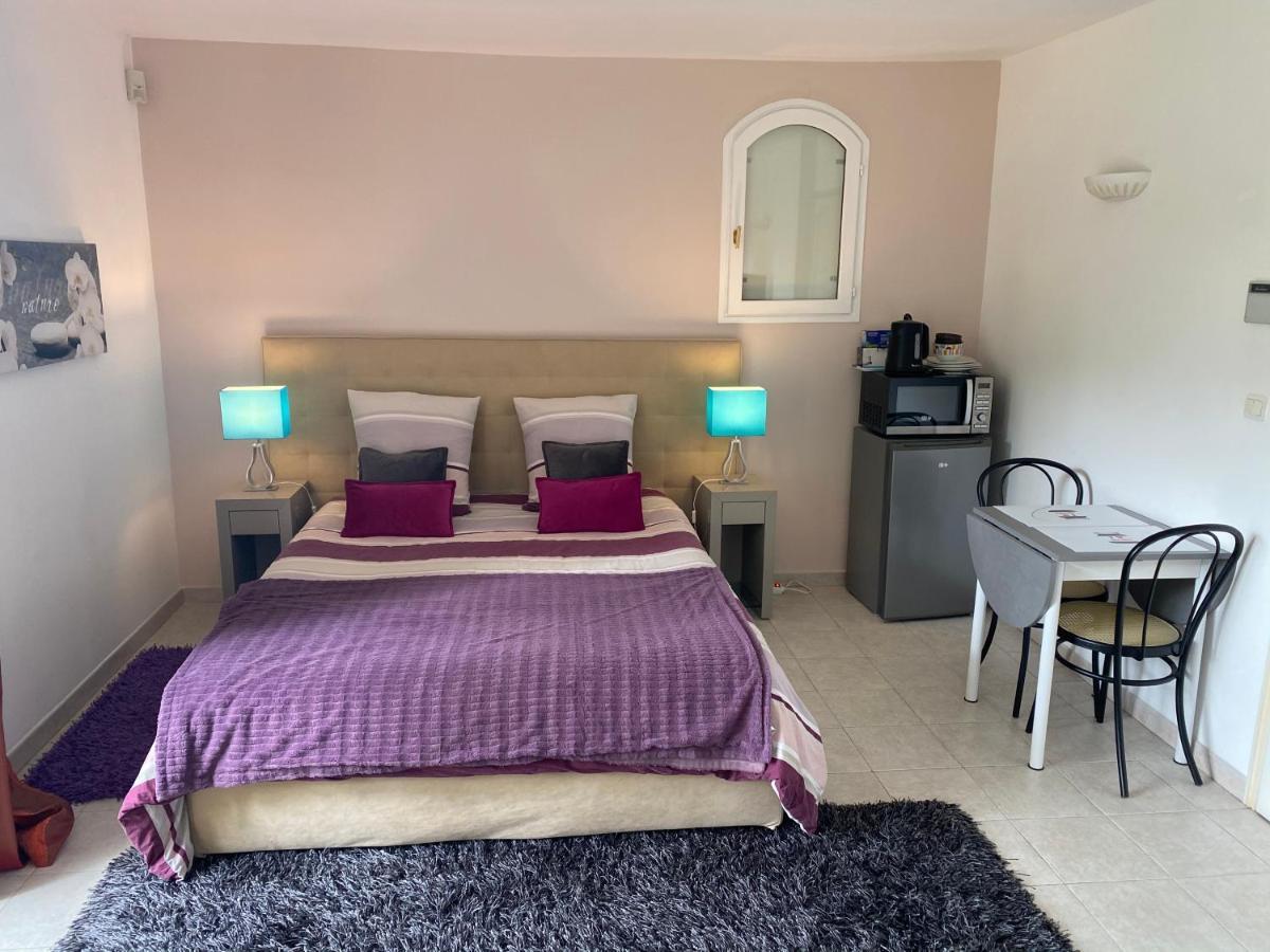 Chambre Spacieuse Independante Dans Villa Plus Parking Privee Ле-Канне Экстерьер фото